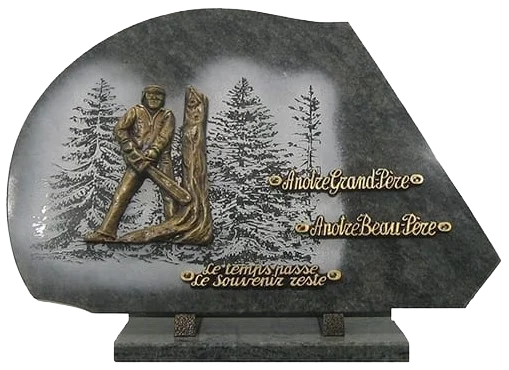 Plaque 1 en granit vert olive avec décor forêt et bronze bûcheron